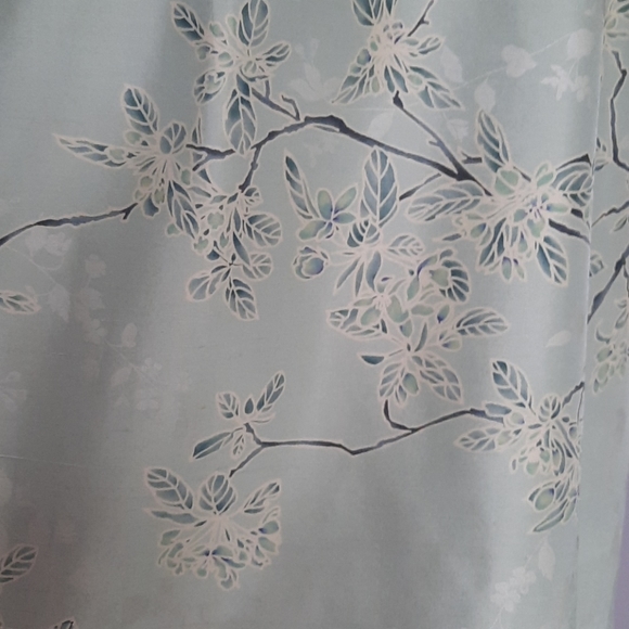 100% Silk Ann Taylor dress - Picture 3 of 8